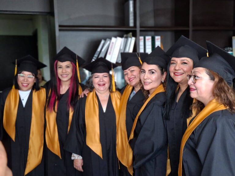 Ceremonia de graduación de estudiantes de licenciatura de Centro Universitario CUHIPSI